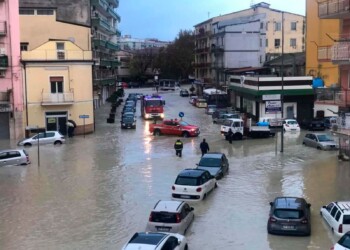 Nubifragio a Crotone, a rischio il match con la Lazio