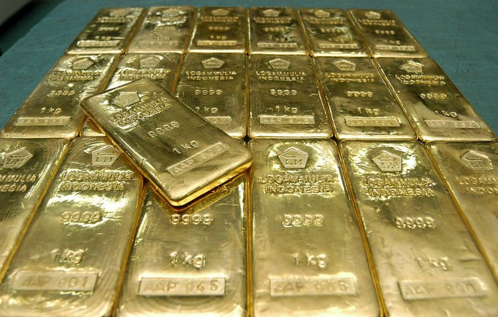 Oro: prezzo spot sale a 1.874 dollari l’oncia