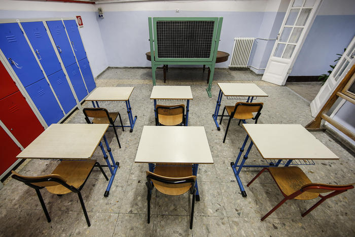 Prorogata didattica distanza scuole secondarie Umbria