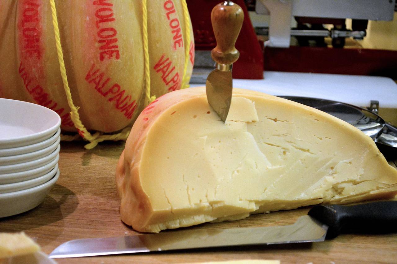 Il Consorzio Tutela Provolone Valpadana indice una gara per l’attività di promozione in Italia