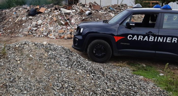 Rifiuti: Noe sequestrano area nel Pordenonese, due denunce