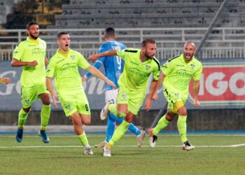 Serie C, Sambenedettese, aggancio in vetta. Livorno-Carrarese 1-2