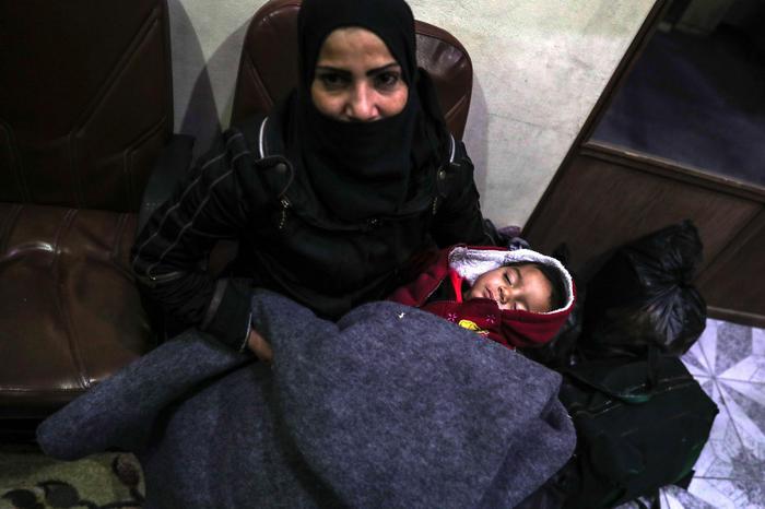 Siria: Ong, liberati 1270 civili da campo Isis nell’est