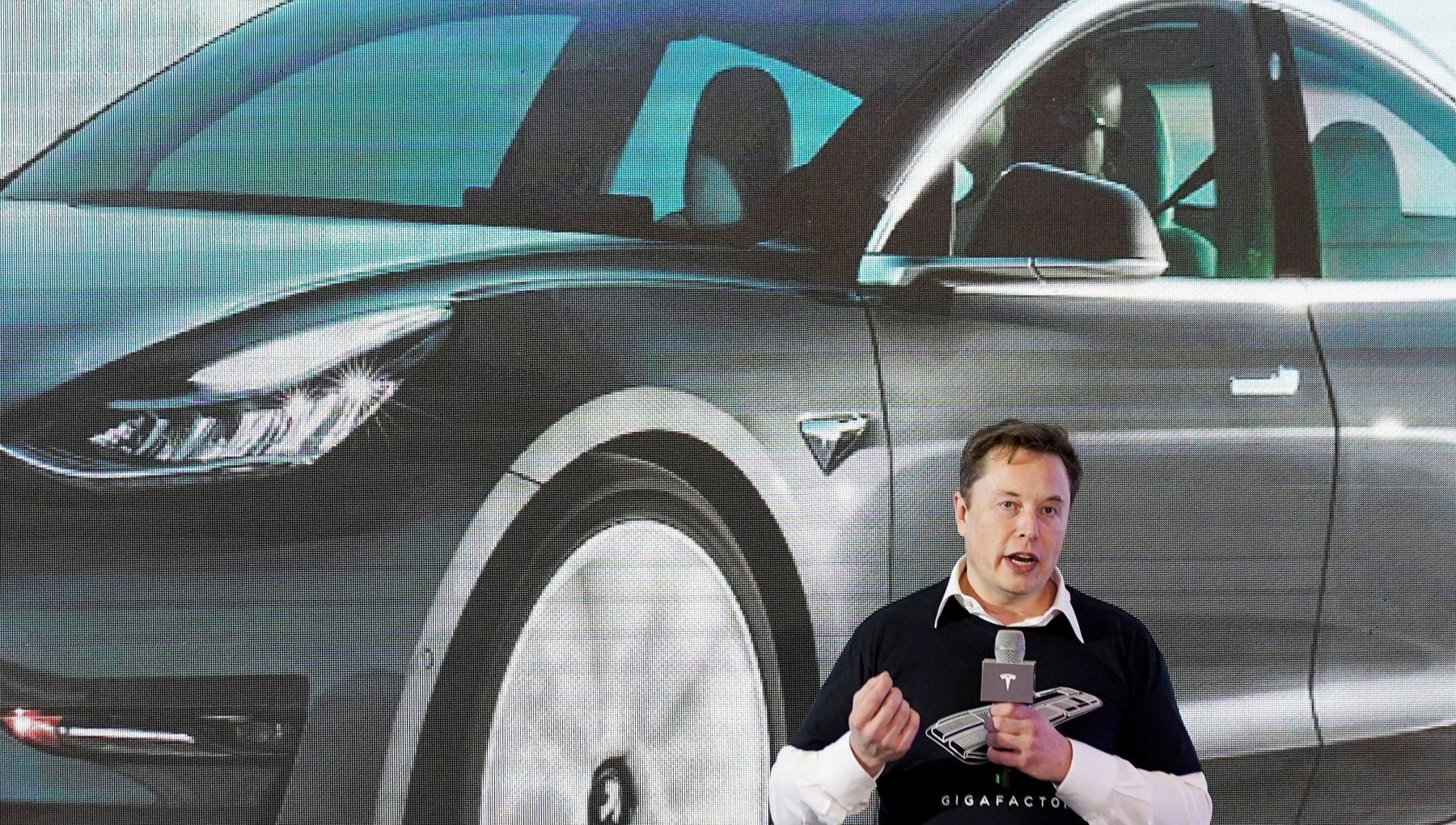 Sorpresa Tesla, Musk a Berlino per assumere nuovi ingegneri