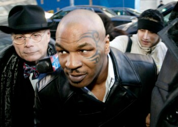 Tyson pareggia con Jones Jr. nel ricordo di Maradona e Bryant