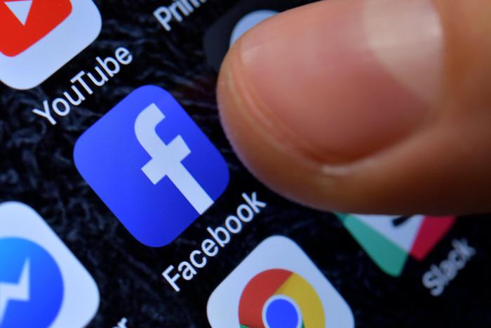 Usa 2020: Fb modifica algoritmo per mostrare news affidabili