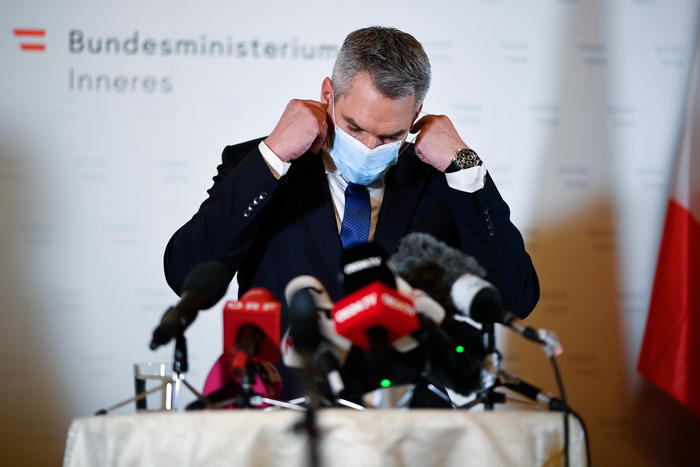 Vienna: 4 dei 15 fermati avevano precedenti per terrorismo