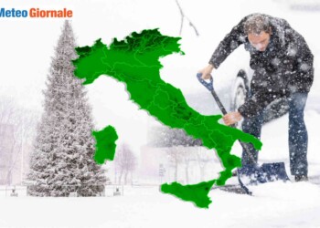VORTICE POLARE prossimo a ROTTURA: intrusioni meteo di Gelo e Neve