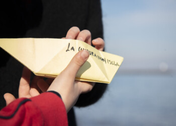 Una flotta di carta per sostenere Procida Capitale italiana della cultura