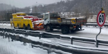 SI BLOCCANO PER NEVE LE AUTOSTRADE LIGURI TRASPORTOUNITO: ADESSO LA MISURA È COLMA