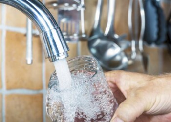 Acqua e salute: l’Istituto Superiore Sanità pubblica il dossier sulle complesse interazioni clima-ambiente-acqua e salute