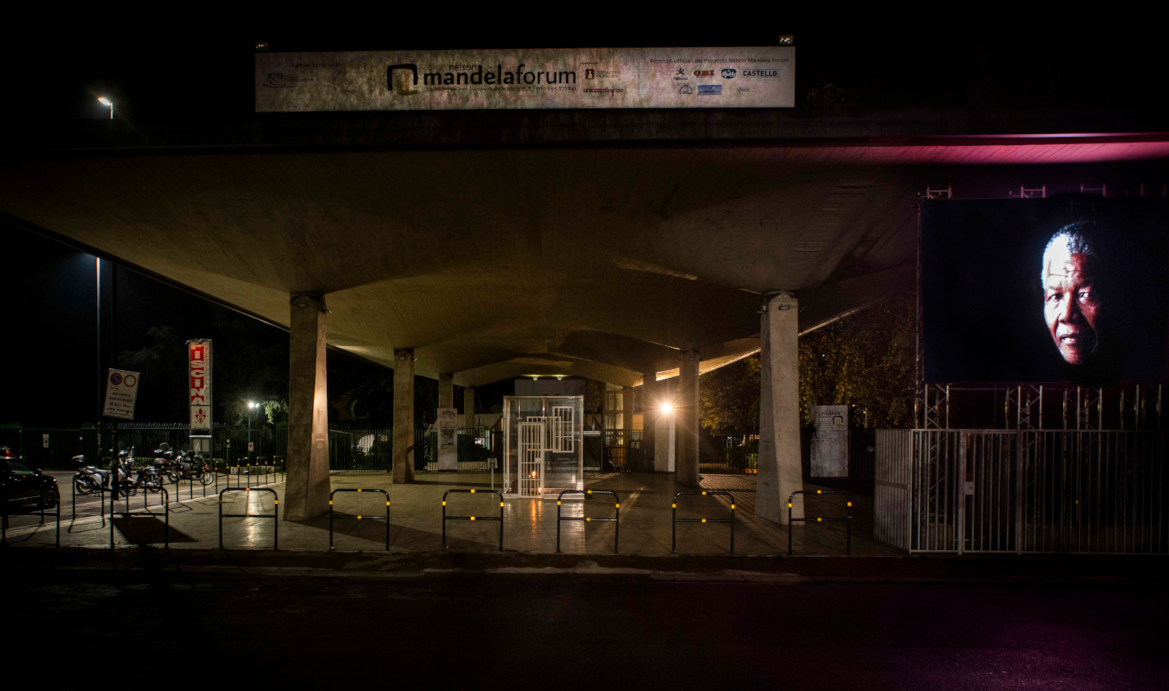 Sabato 5 dicembre TIZIANO FERRO, GIANNA NANNINI… ricordano in video NELSON MANDELA, nel 7° anniversario della scomparsa del Premio Nobel per la pace