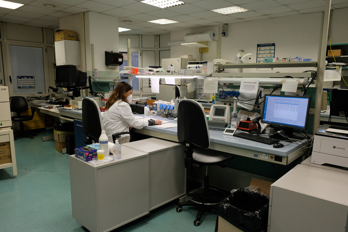 E' giunta l'ora delle carte bollate».