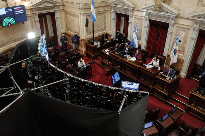 Argentina, approvata tassa patrimoniale anti Covid