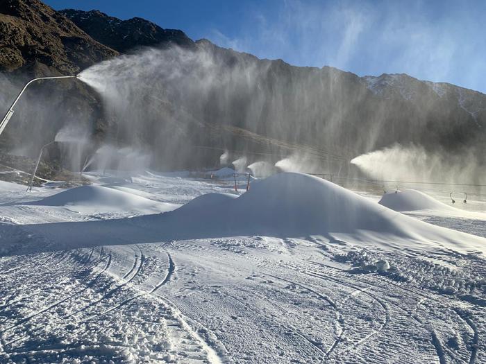 Austria, scricchiola il fronte per apertura impianti da sci