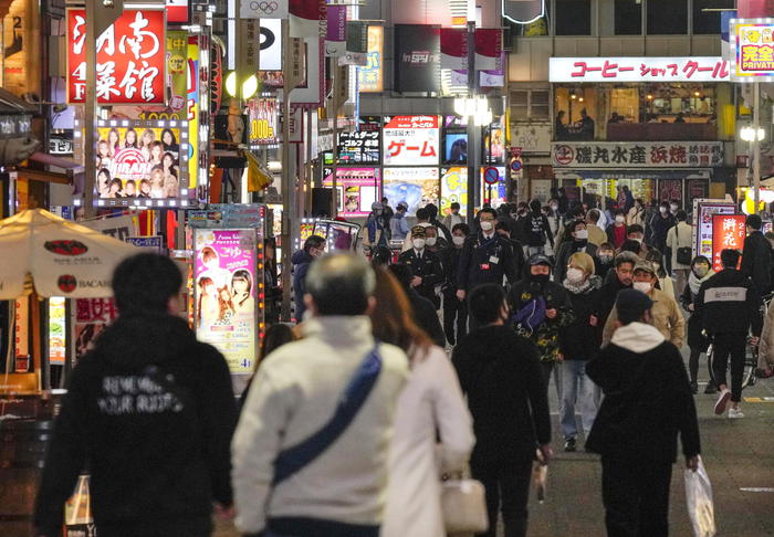 Borsa: Asia chiude in rialzo,ottimismo per arrivo vaccini