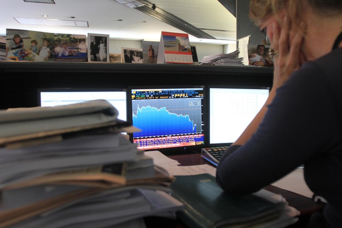 Borsa: Europa chiude in ordine sparso in giornata Bce