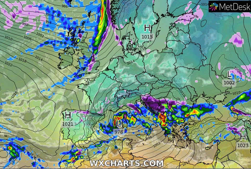 Anno nuovo, rischio di eccezionale tempesta mediterranea. Da confermare.