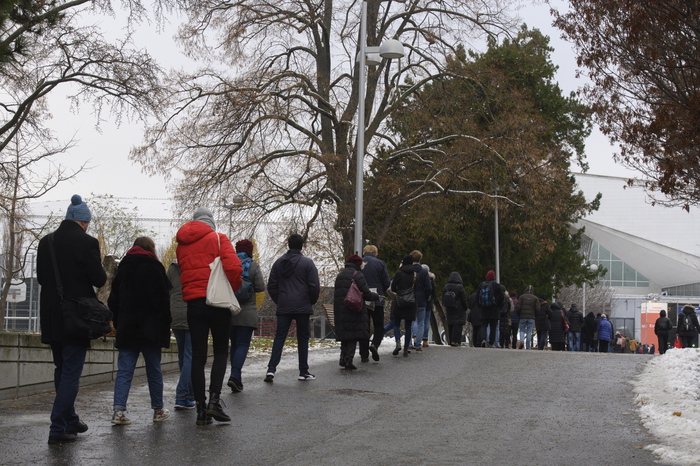 Covid: iniziato screening di massa in Austria