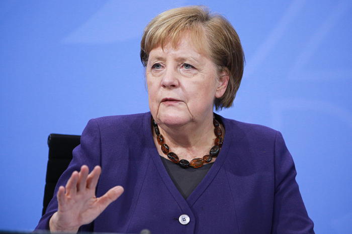 Covid: Merkel, prima di Natale servono altre misure