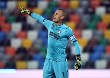 Crotone, Stroppa sul punto di Udine: “Giocare diversamente a volte paga”