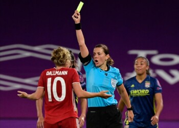 Dopo la Frappart per Juve-Dinamo, arbitro donna anche in Europa League