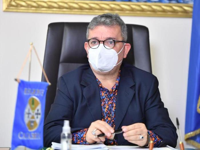 Dpcm: Spirlì, chiusure per festività atto quasi criminale