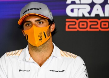 F1 McLaren: “Ferrari, rivale e amica: abbiate cura di Sainz”