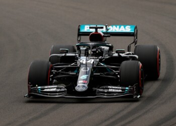 F1: omaggio Silverstone a Hamilton