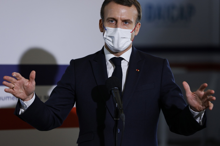 Francia: Macron, ‘c’è un problema di violenza e razzismo’
