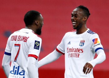 Il Lione di De Sciglio torna in vetta in attesa di Lille-Psg: poker al Nizza