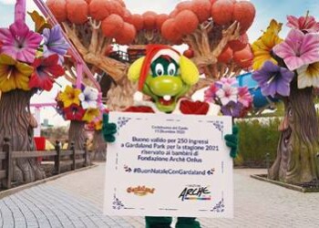 Gardaland lancia la compilation di Natale con un inedito e regala 250 ingressi per la stagione 2021 ai bambini della Fondazione Arché