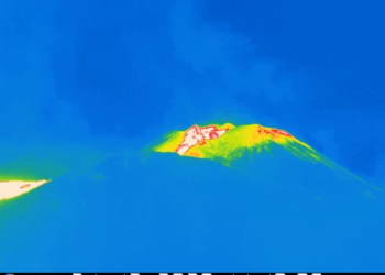 Etna. Attività vulcanica del 21 dicembre 2020 al Cratere di Sud-Est