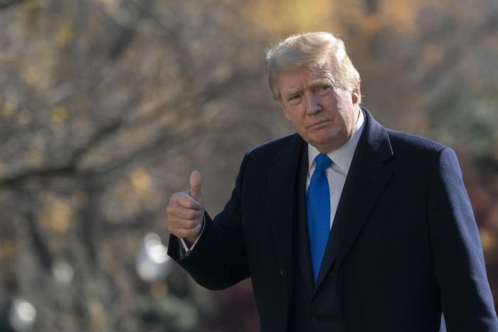 Indagine su tangente per grazia da Trump