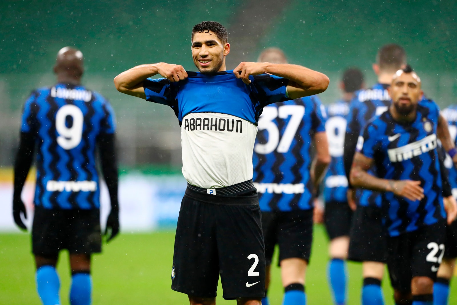 Inter-Bologna 3-1: Conte piega Mihajlovic e resta in scia del Milan