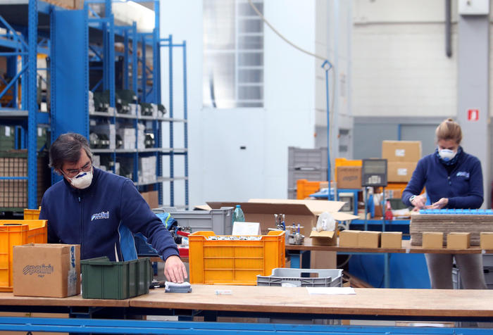 Istat rivede il Pil al ribasso, in terzo trimestre +15,9%