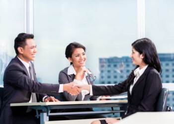 Le commissioni nette annuali di SThree scendono dell’8% causa COVID-19