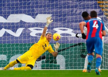 Leicester, che rimpianto contro Hodgson. Pareggiano Chelsea e Aston Villa