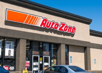 L’utile netto di AutoZone sale a £332 milioni nel Q1 nonostante il COVID-19