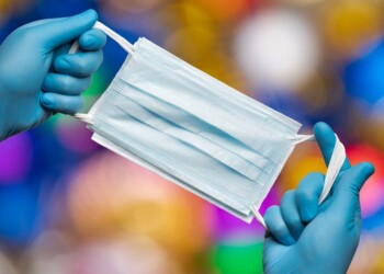 L’utile netto di Top Glove è aumentato di 20 volte nel Q1 per il COVID-19