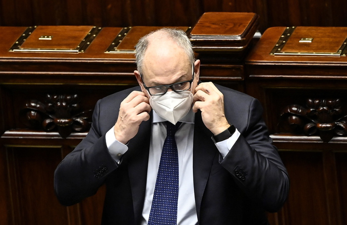 Mef, nuovi requisiti e criteri per esponenti banche