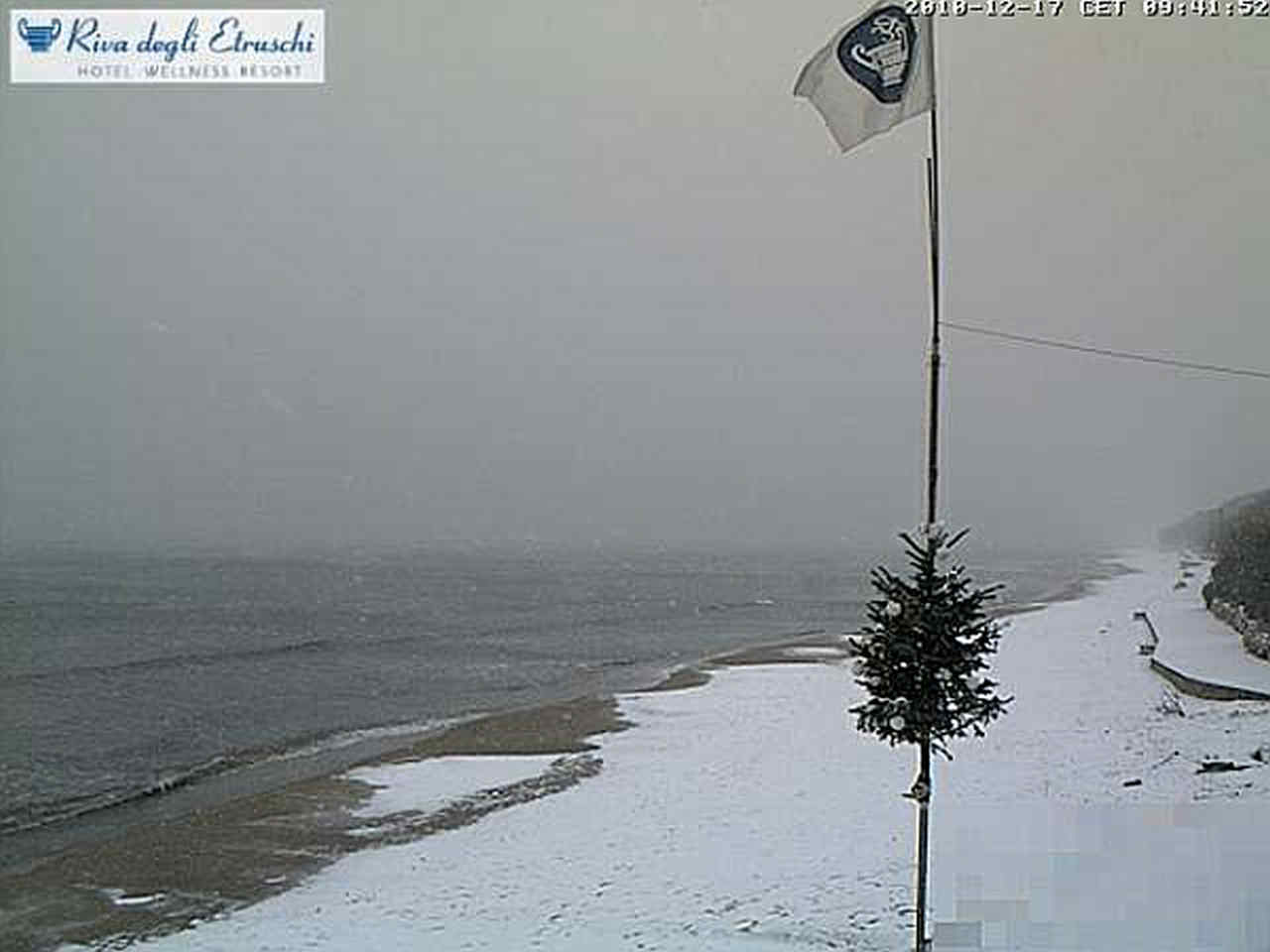 Neve fin sui litorali toscani. Nella foto, San Vincenzo (LI), fonte www.rivadeglietruschi.it