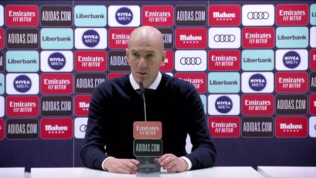 Zidane: "Benzema è un giocatore completo"