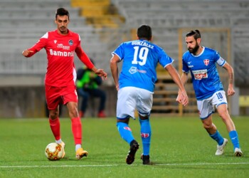 Novara, c’è un calciatore positivo al Covid
