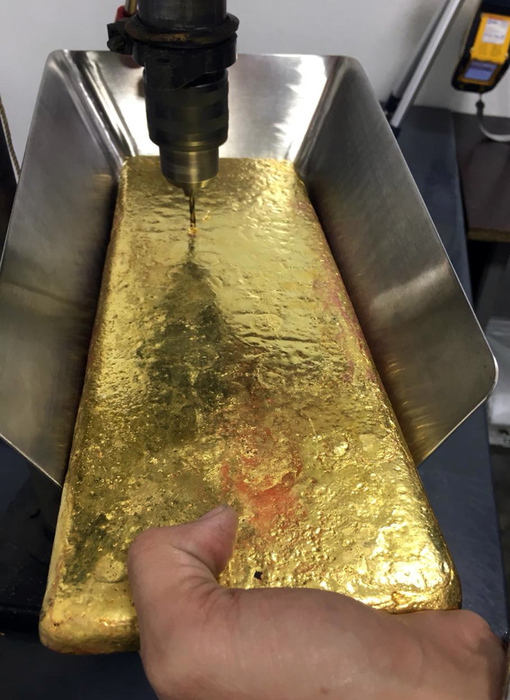 Oro: in ribasso a 1.874,20 dollari