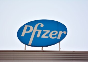 Pfizer fornirà 100 milioni di dosi aggiuntive del vaccino COVID-19 agli USA