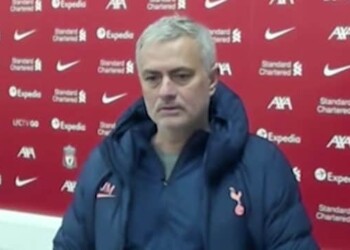 Premier League, Mourinho contro Klopp: “Comportamento non consono”