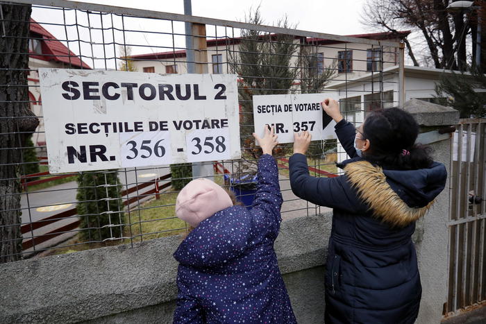 Romania domenica al voto in mezzo alla pandemia