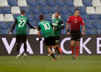 Sassuolo-Benevento 1-0: decide Berardi, De Zerbi vola al 2° posto