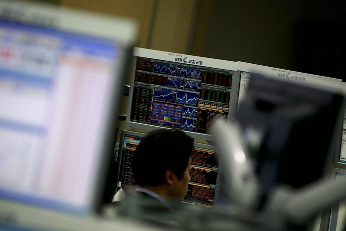 Spread Btp Bund apre poco mosso a 119 punti